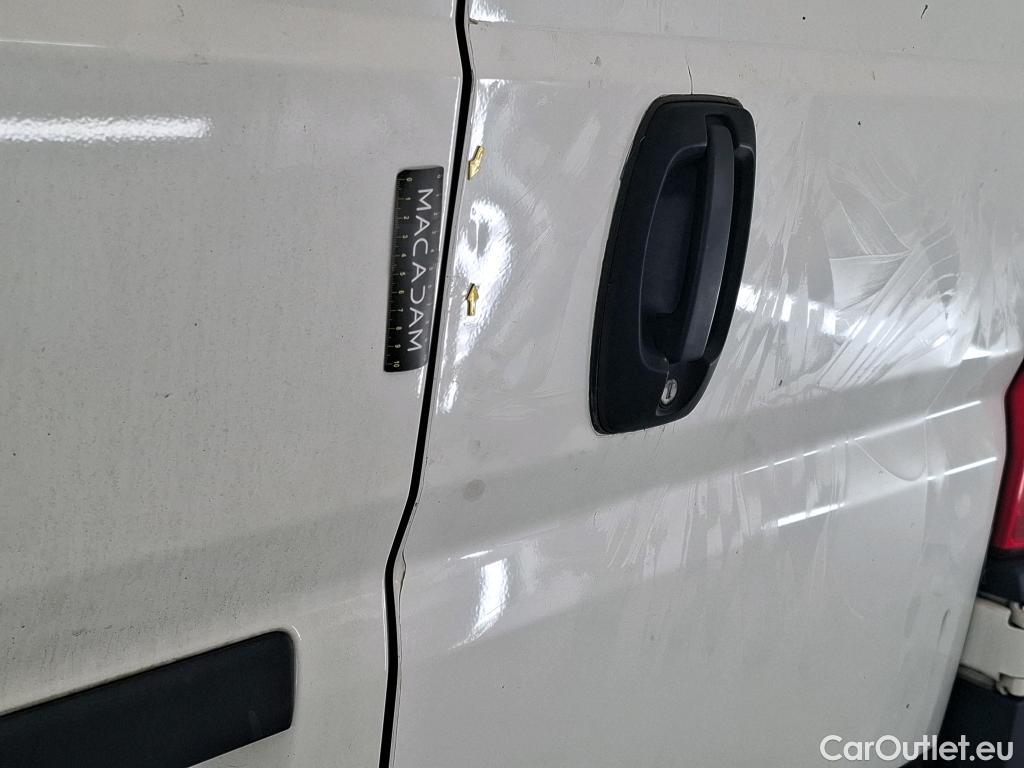  Peugeot  Boxer PEUGEOT  / 2014 / 4P / Fourgon tôlé BLUEHDI 110 PREMIUM PACK 333 L3H2 #38