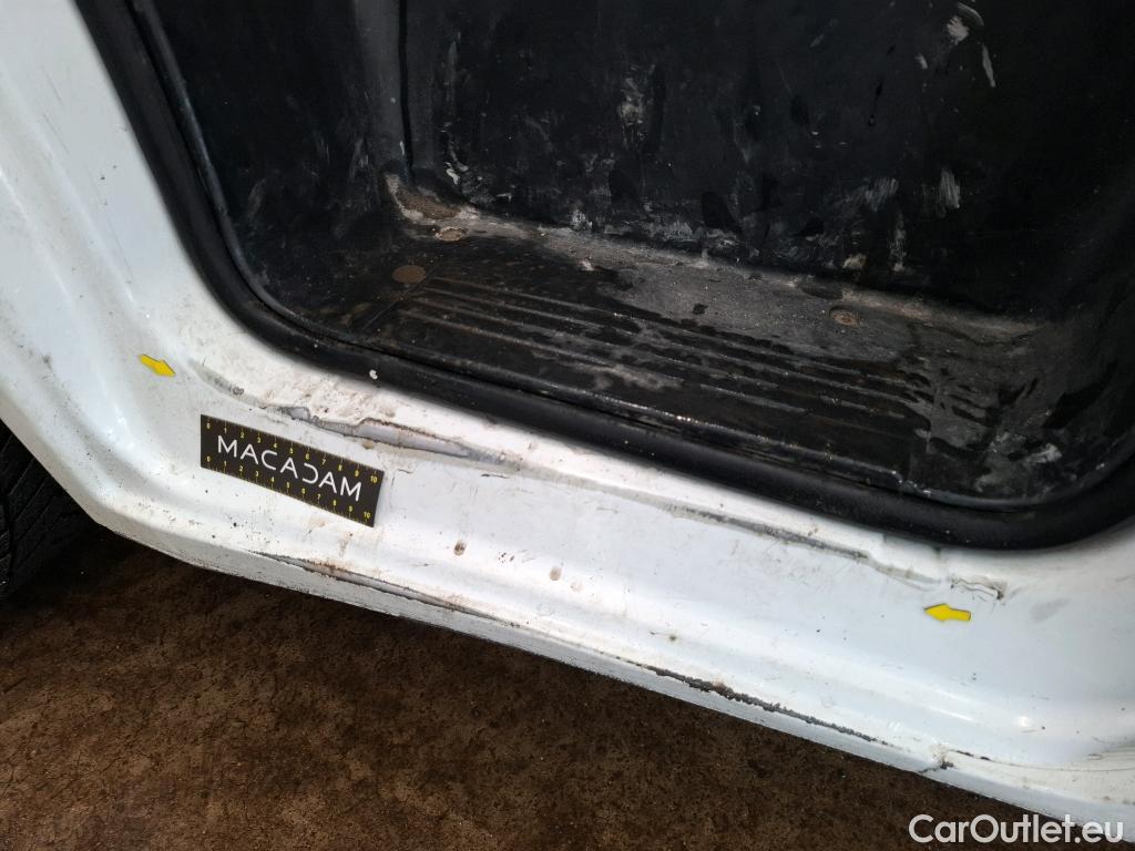  Peugeot  Boxer PEUGEOT  VU 4p VNA 2.0 BLUEHDI 130 PREMIUM 335 L2H2 fourgon tôlé #40