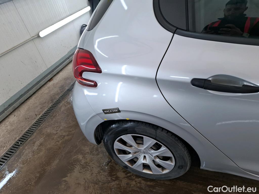  Peugeot  208  Affaire Premium 1.6 HDi 100CV BVM5 E6 #6