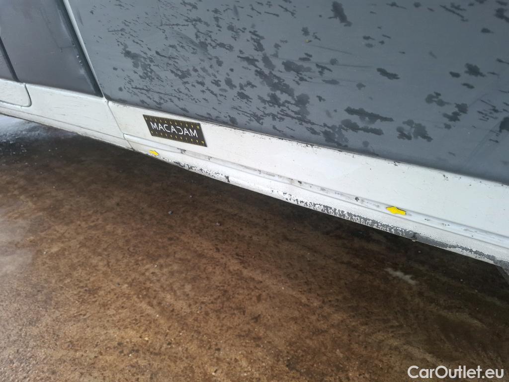  Peugeot  Boxer PEUGEOT  VU 4p VNA 2.0 BLUEHDI 130 PREMIUM 335 L2H2 fourgon tôlé #3