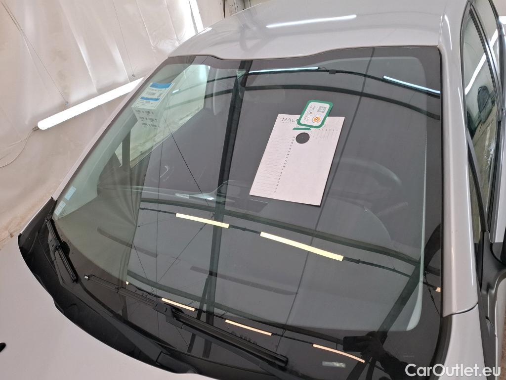  Peugeot  208  Affaire Premium 1.6 HDi 100CV BVM5 E6 #4