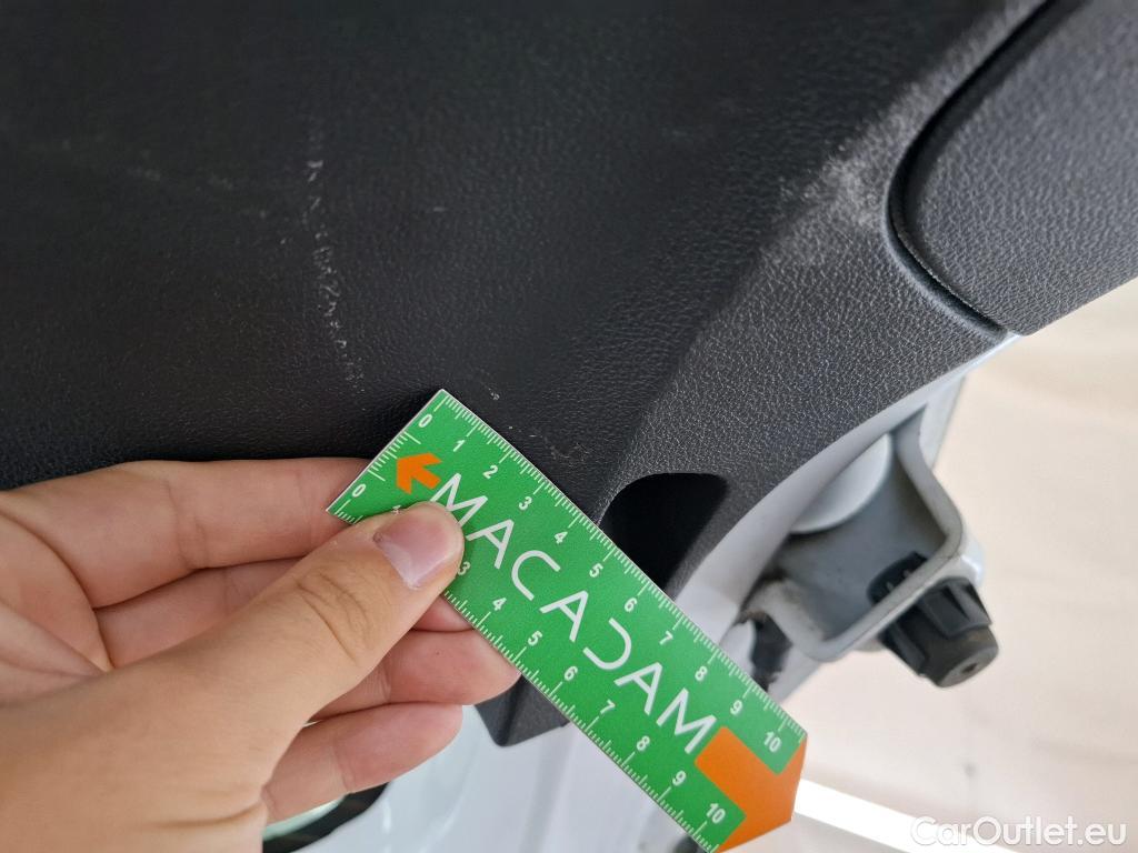  Renault  Clio  IV Air MediaNav 1.5 dCi 75CV BVM5 E6 #22