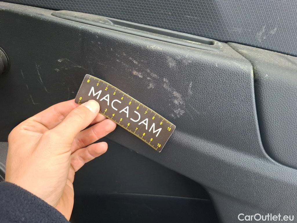  Renault  Clio  IV Air MediaNav 1.5 dCi 90CV BVM5 E6 #16