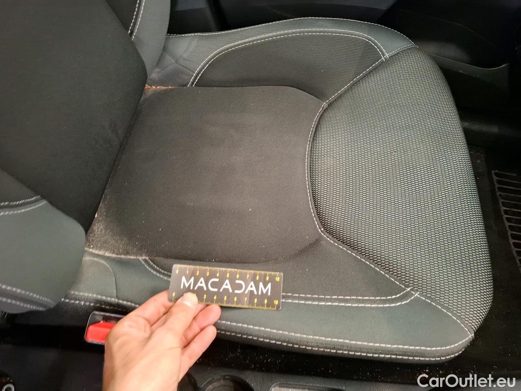  Renault  Clio  IV Air MediaNav 1.5 dCi 90CV BVM5 E6 #54