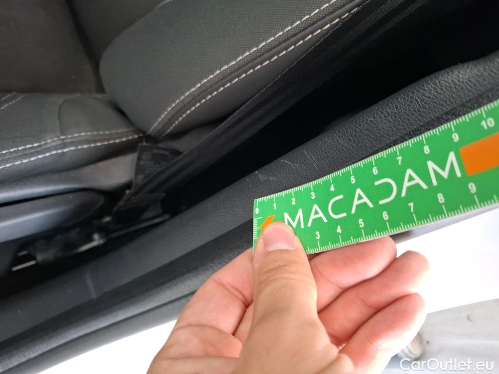  Renault  Clio  IV Air MediaNav 1.5 dCi 75CV BVM5 E6 #28