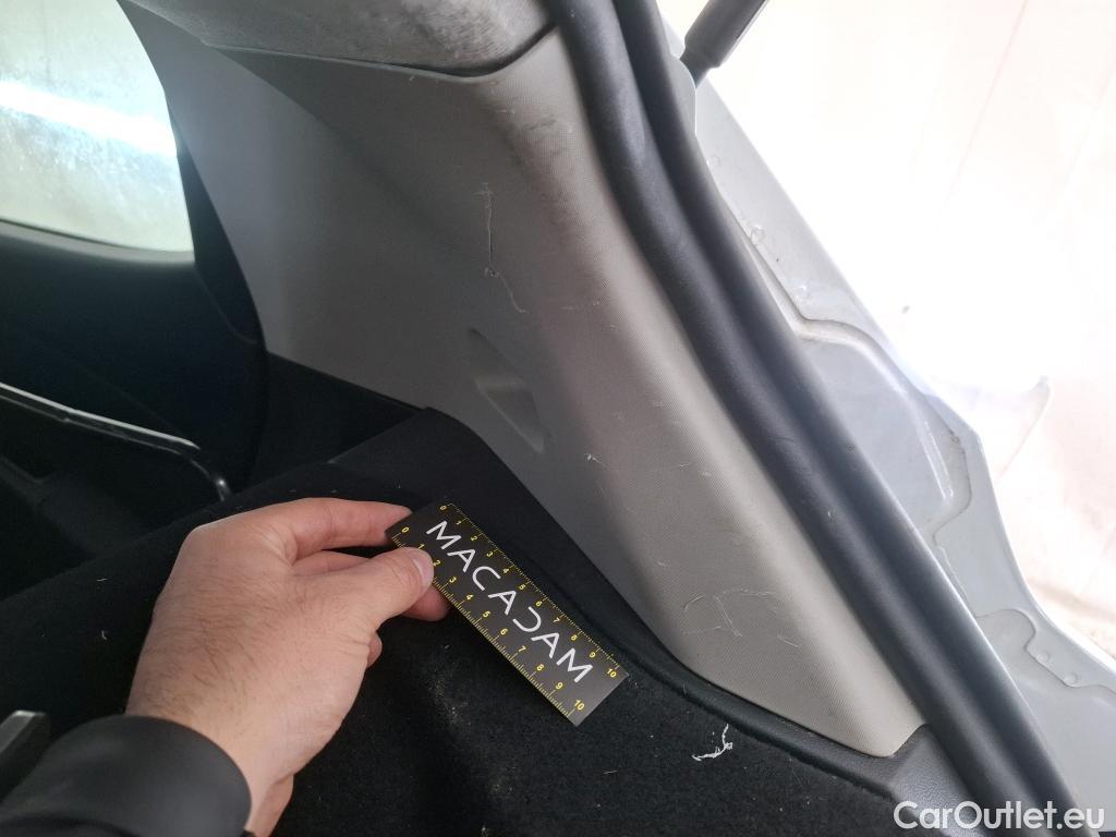  Renault  Clio  IV Air MediaNav 1.5 dCi 75CV BVM5 E6 #47