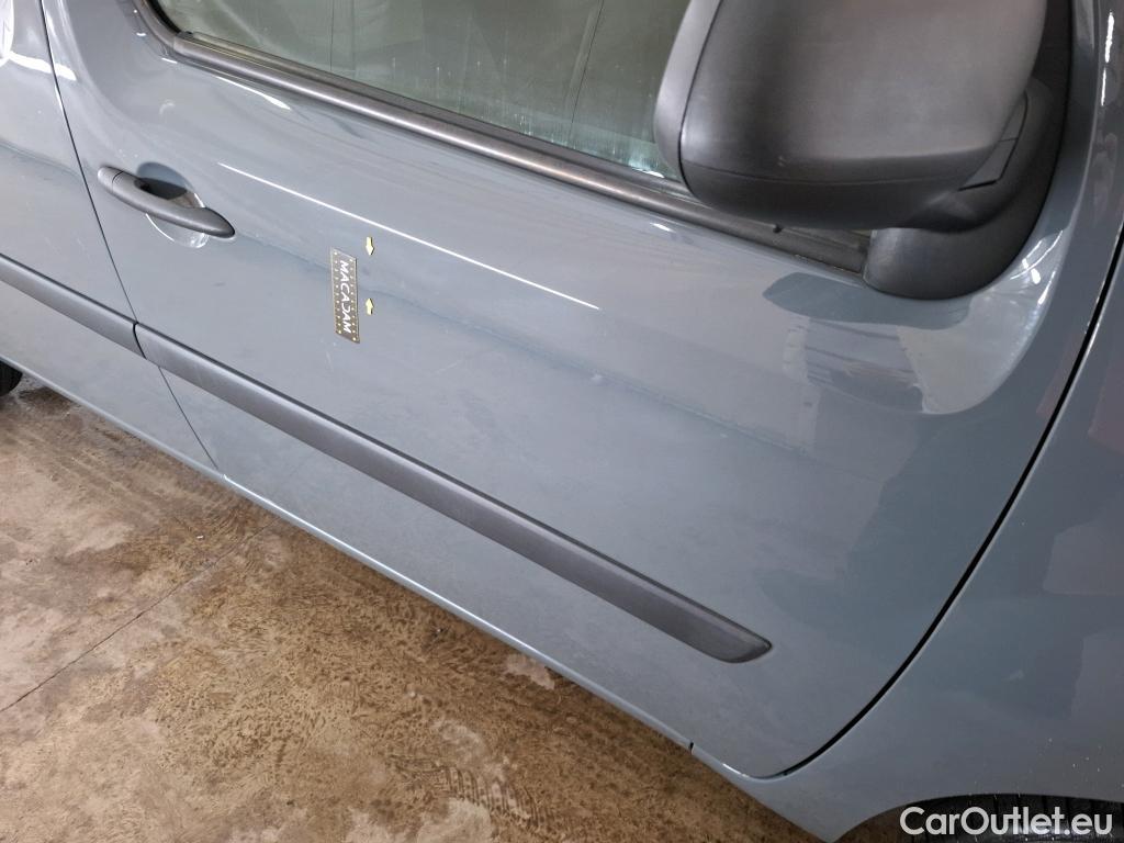  Renault  Kangoo RENAULT  Express / 2013 / 3P / Fourgonnette Générique - Blue dCi 80 #83