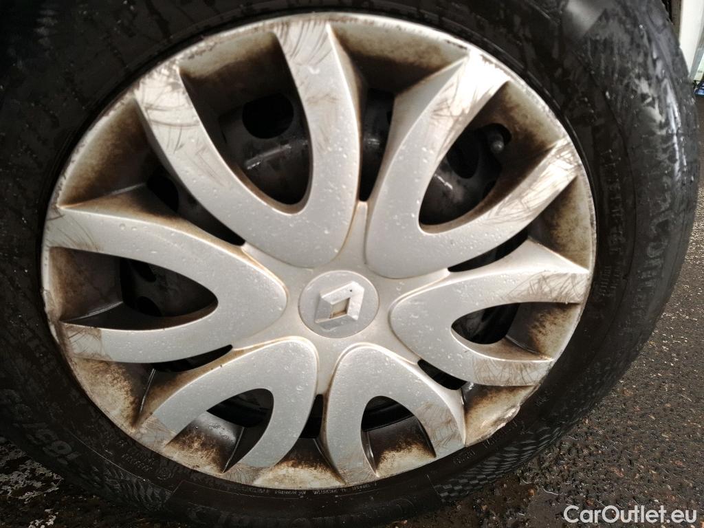  Renault  Clio  IV Air MediaNav 1.5 dCi 75CV BVM5 E6 #48