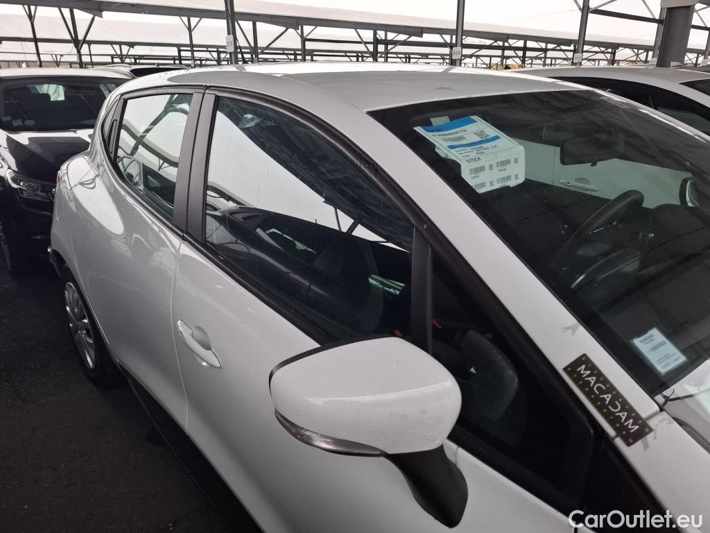  Renault  Clio  IV Air MediaNav 1.5 dCi 75CV BVM5 E6 #59