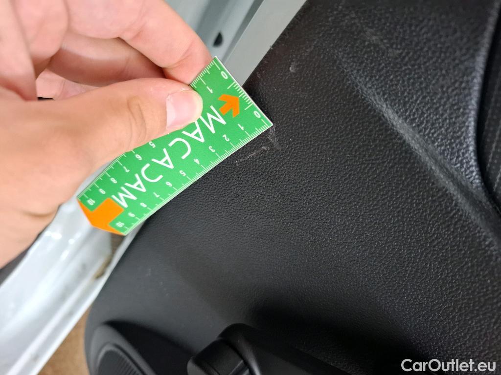  Renault  Clio  IV Air MediaNav 1.5 dCi 75CV BVM5 E6 #31