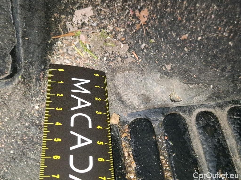  Renault  Clio  IV Air MediaNav 1.5 dCi 75CV BVM5 E6 #15