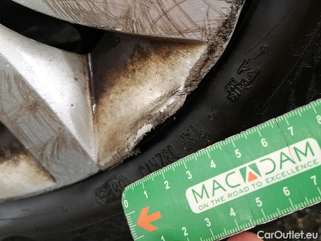  Renault  Clio  IV Air MediaNav 1.5 dCi 75CV BVM5 E6 #49