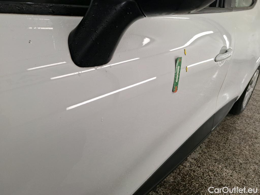  Renault  Clio  IV Air MediaNav 1.5 dCi 75CV BVM5 E6 #36