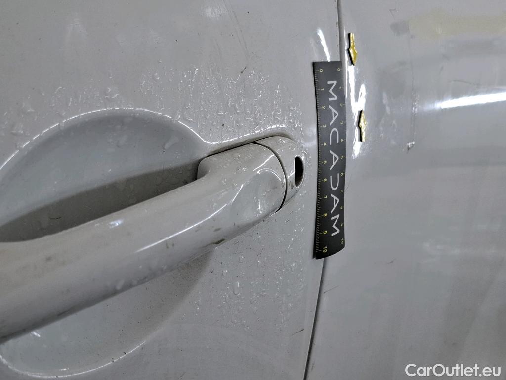  Renault  Clio  IV Air MediaNav 1.5 dCi 75CV BVM5 E6 #13