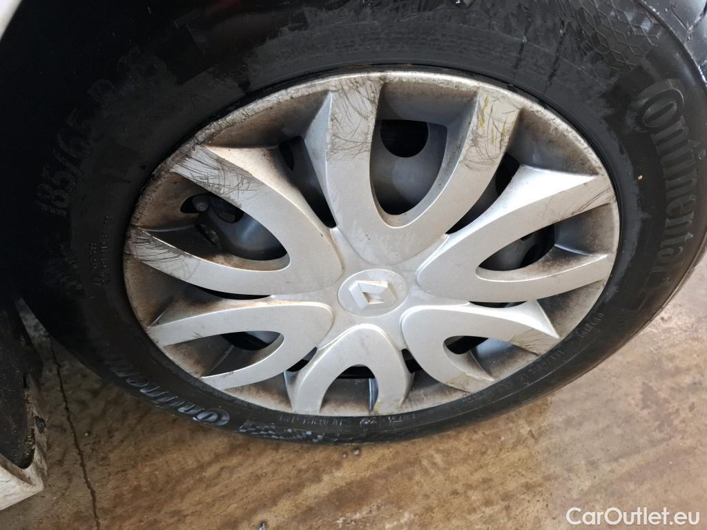  Renault  Clio  IV Air MediaNav 1.5 dCi 75CV BVM5 E6 #21