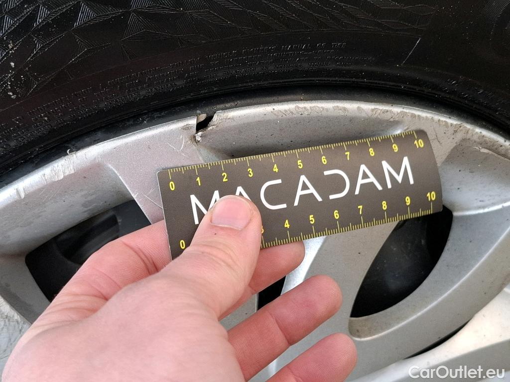  Renault  Clio  IV Air MediaNav 1.5 dCi 75CV BVM5 E6 #20