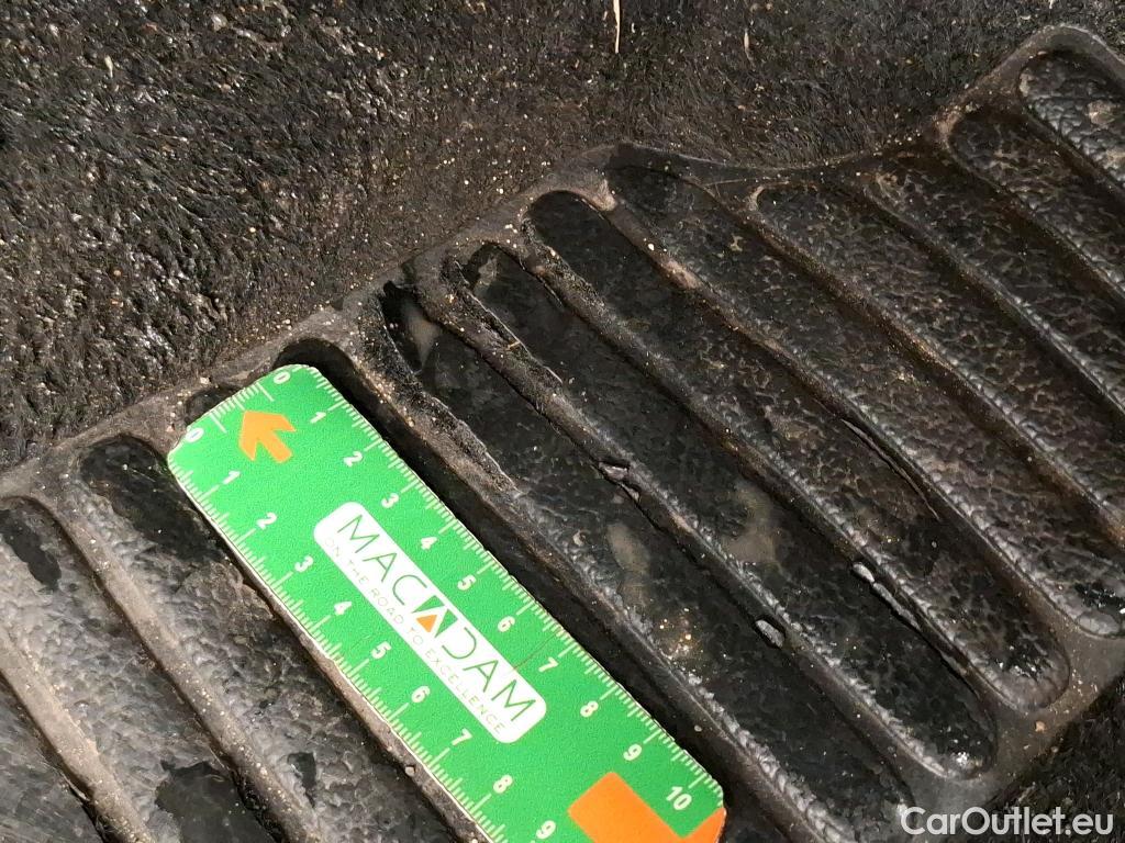  Renault  Clio  IV Air MediaNav 1.5 dCi 75CV BVM5 E6 #31