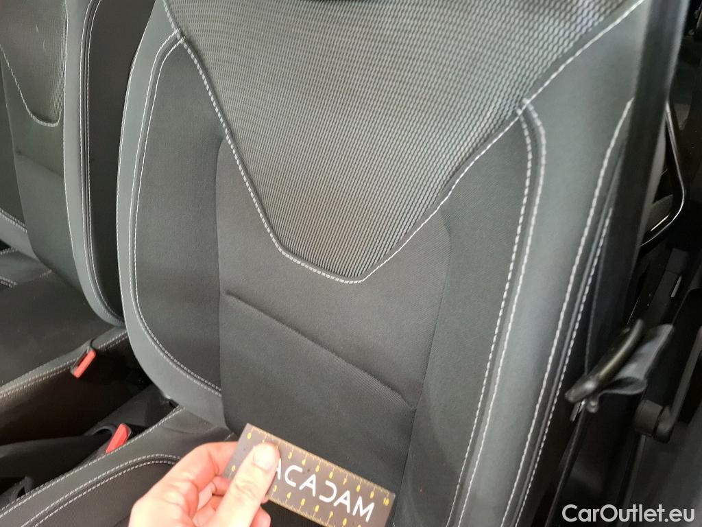  Renault  Clio  IV Air MediaNav 1.5 dCi 75CV BVM5 E6 #8