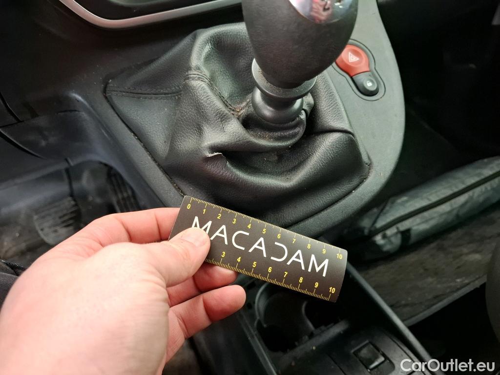  Renault  Kangoo  Express Maxi Extra (Série Spéciale) 1.5 #32