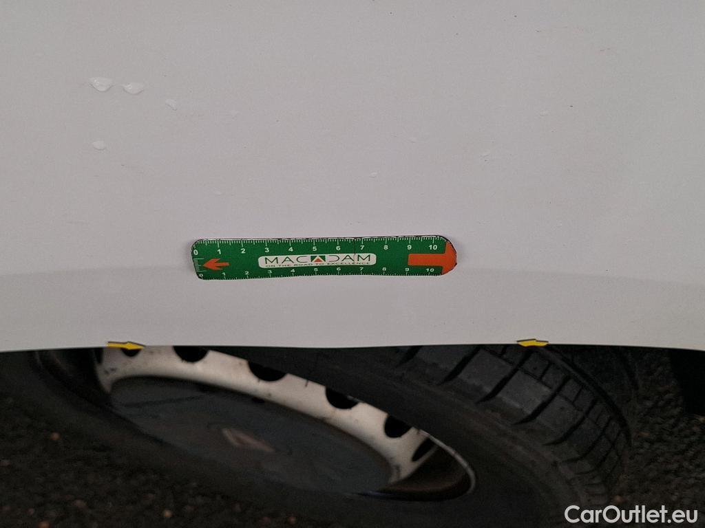  Renault  Master  III Fourgon L2H2 3 5 Grand Confort dCi 135CV BVM6 E6dT #41