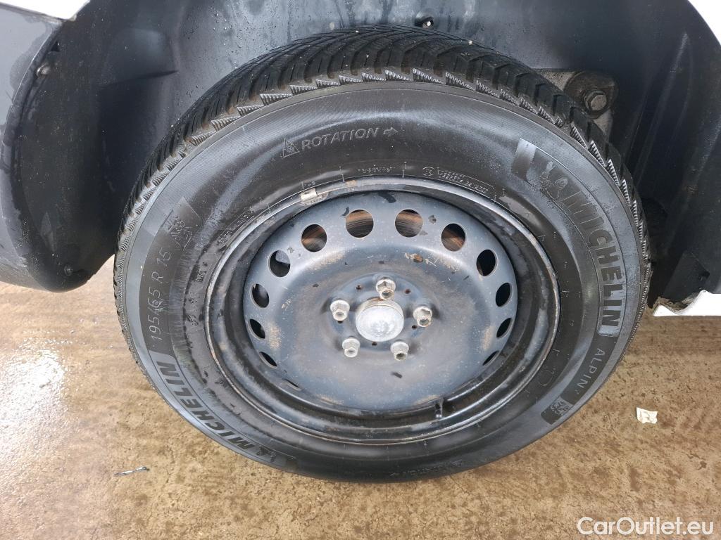  Renault  Kangoo  II Express Maxi Extra (Série Spéciale) 1.5 dCi 95CV BVM6 E6dT #50