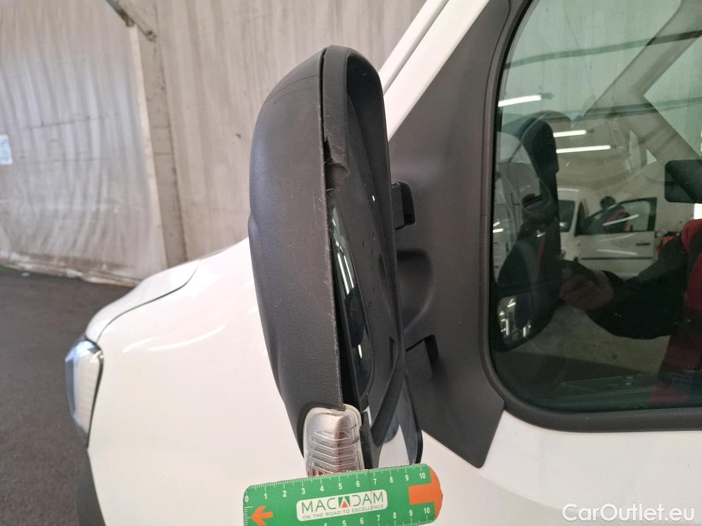  Renault  Master  III Fourgon L2H2 3 5 Grand Confort dCi 135CV BVM6 E6dT #35