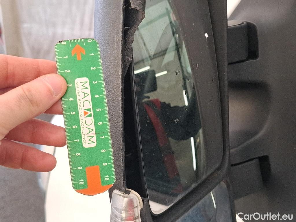  Renault  Master  III Fourgon L2H2 3 5 Grand Confort dCi 135CV BVM6 E6dT #36