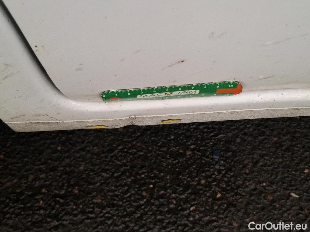  Renault  Master  III Fourgon L2H2 3 5 Grand Confort dCi 135CV BVM6 E6dT #44