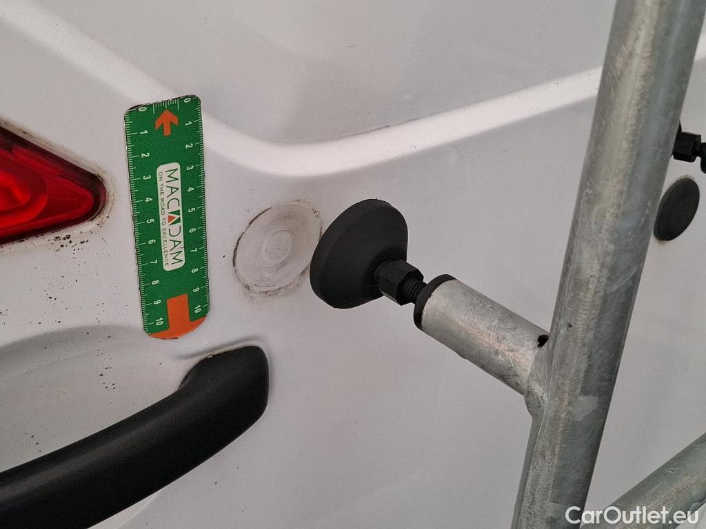  Renault  Master  III Fourgon L2H2 3 5 Grand Confort dCi 135CV BVM6 E6dT #65