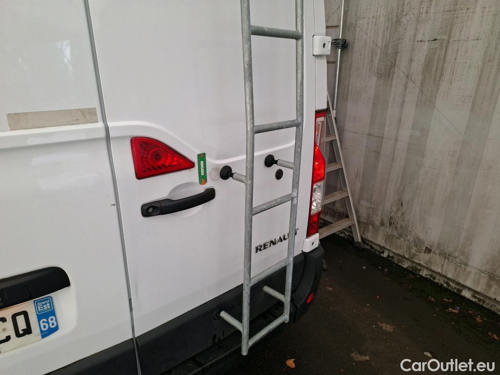  Renault  Master  III Fourgon L2H2 3 5 Grand Confort dCi 135CV BVM6 E6dT #64