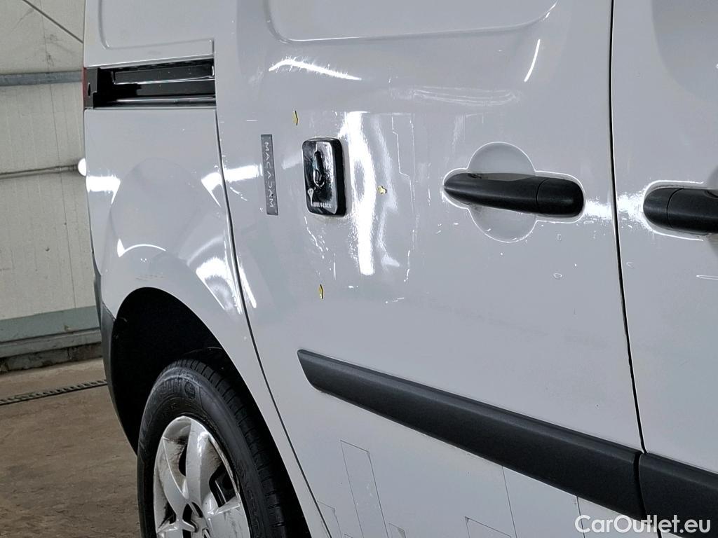  Renault  Kangoo  II Express Grand Confort (L1) 1.5 dCi 80CV BVM6 E6dT #23