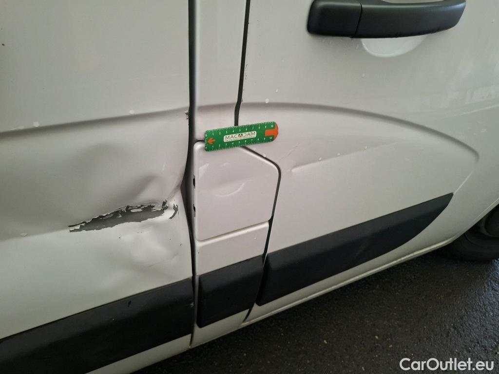  Renault  Master  III Fourgon L2H2 3 5 Grand Confort dCi 135CV BVM6 E6dT #52