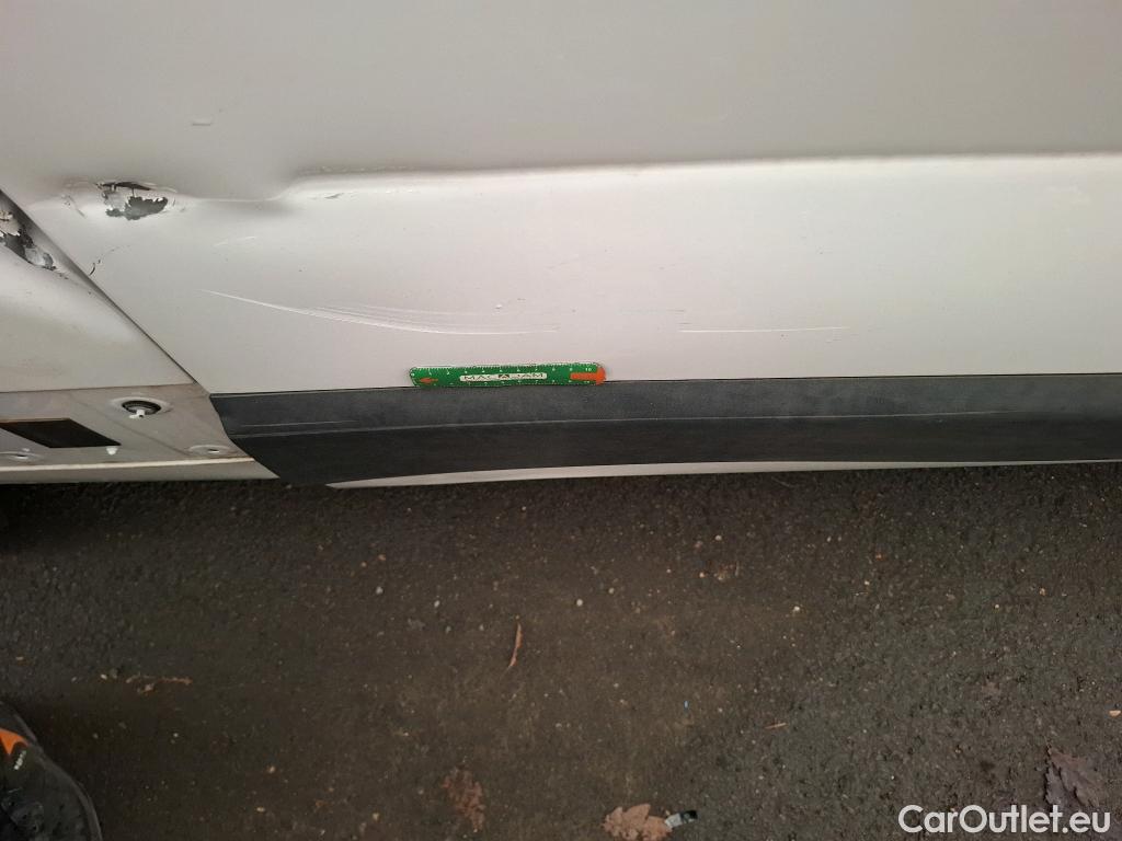  Renault  Master  III Fourgon L2H2 3 5 Grand Confort dCi 135CV BVM6 E6dT #42