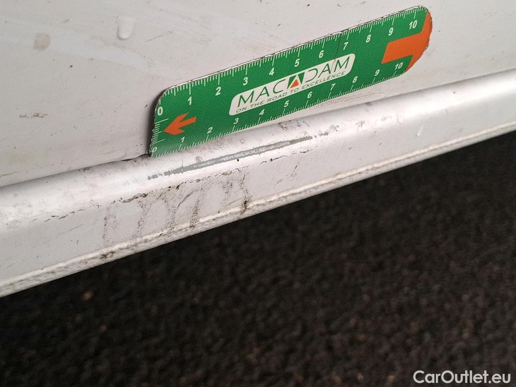  Renault  Master  III Fourgon L2H2 3 5 Grand Confort dCi 135CV BVM6 E6dT #45