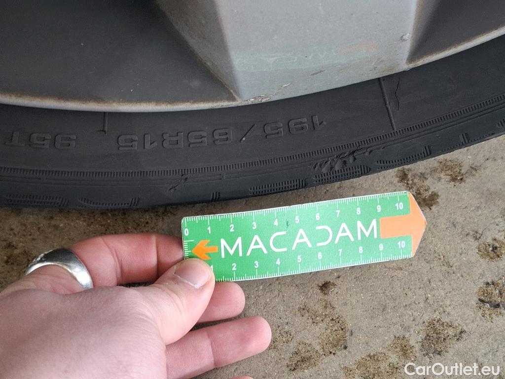  Renault  Kangoo  Express Grand Confort (L1) 1.5 dCi 90CV BVM5 E6 #60