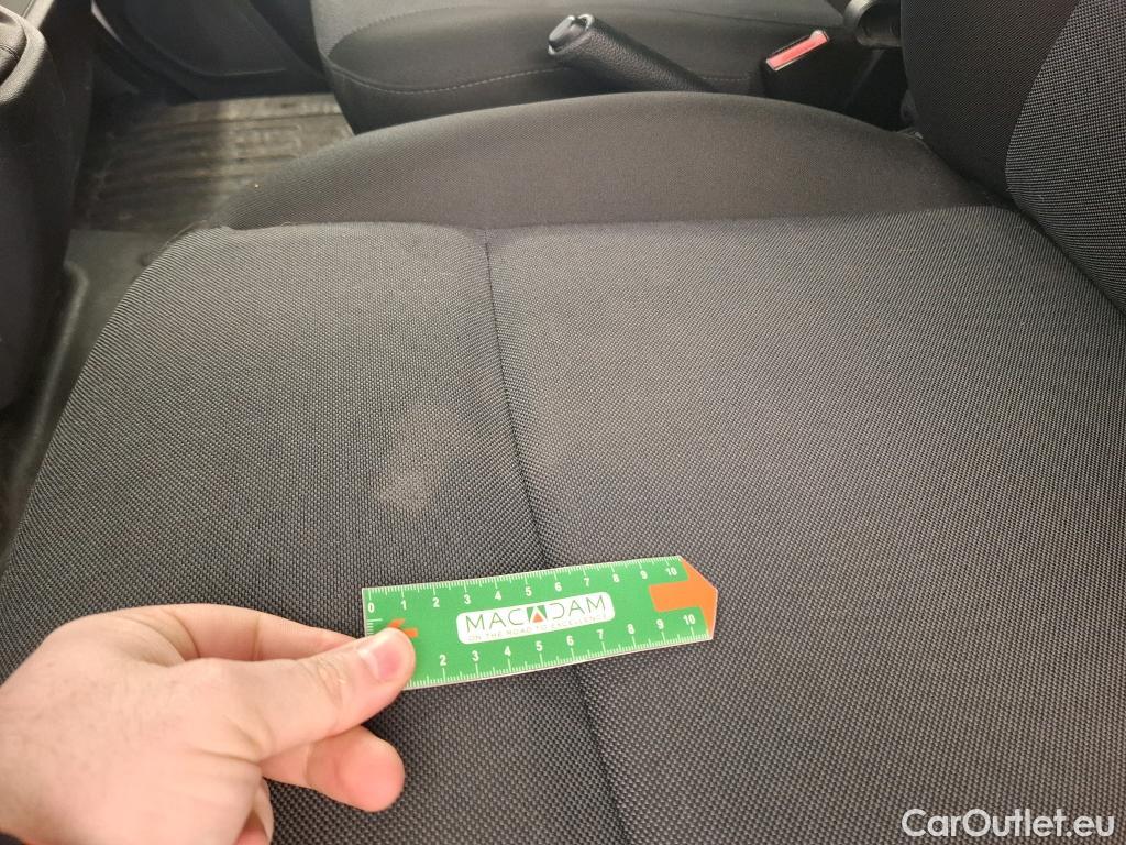  Renault  Master  III Fourgon L2H2 3 3 Grand Confort dCi 135CV BVM6 E6d #19