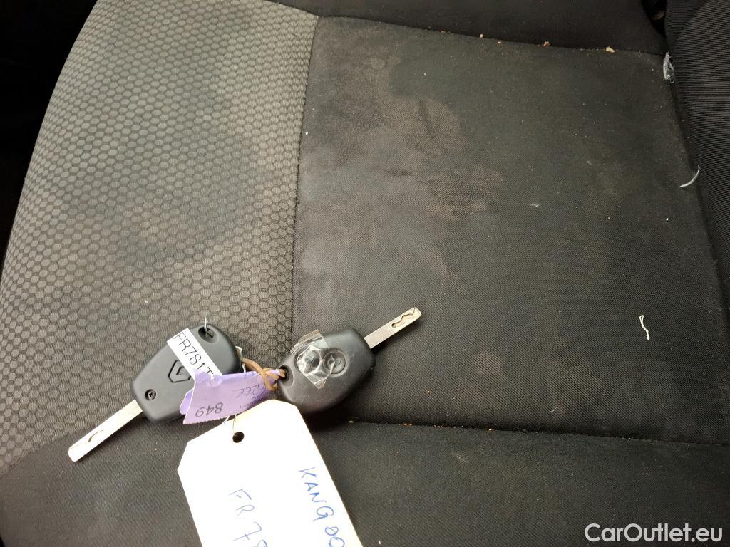  Renault  Kangoo  Express Maxi Extra (Série Spéciale) 1.5 #6