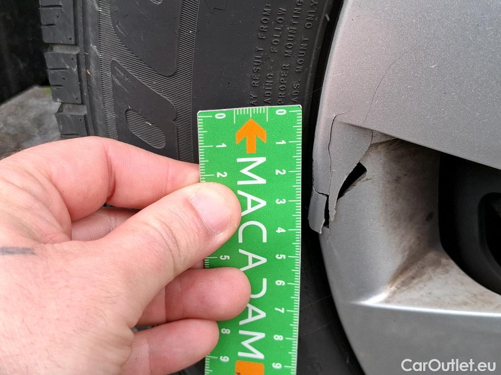  Renault  Trafic RENAULT  VU 4p Fourgon FG GCF L2H1 1300 dCi 120 #20