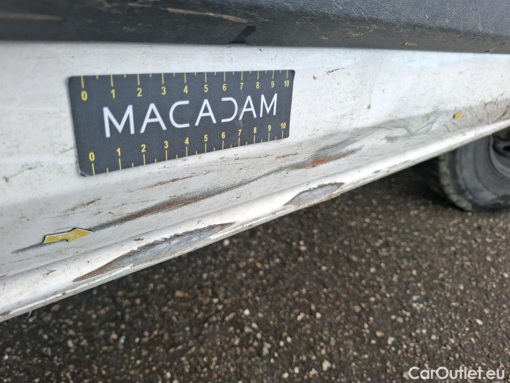  Volkswagen  Crafter  Fourgon Fourgon 35 mittlerer Radstand mit Hochdach FWD 2.0 140CV BVM6 #6