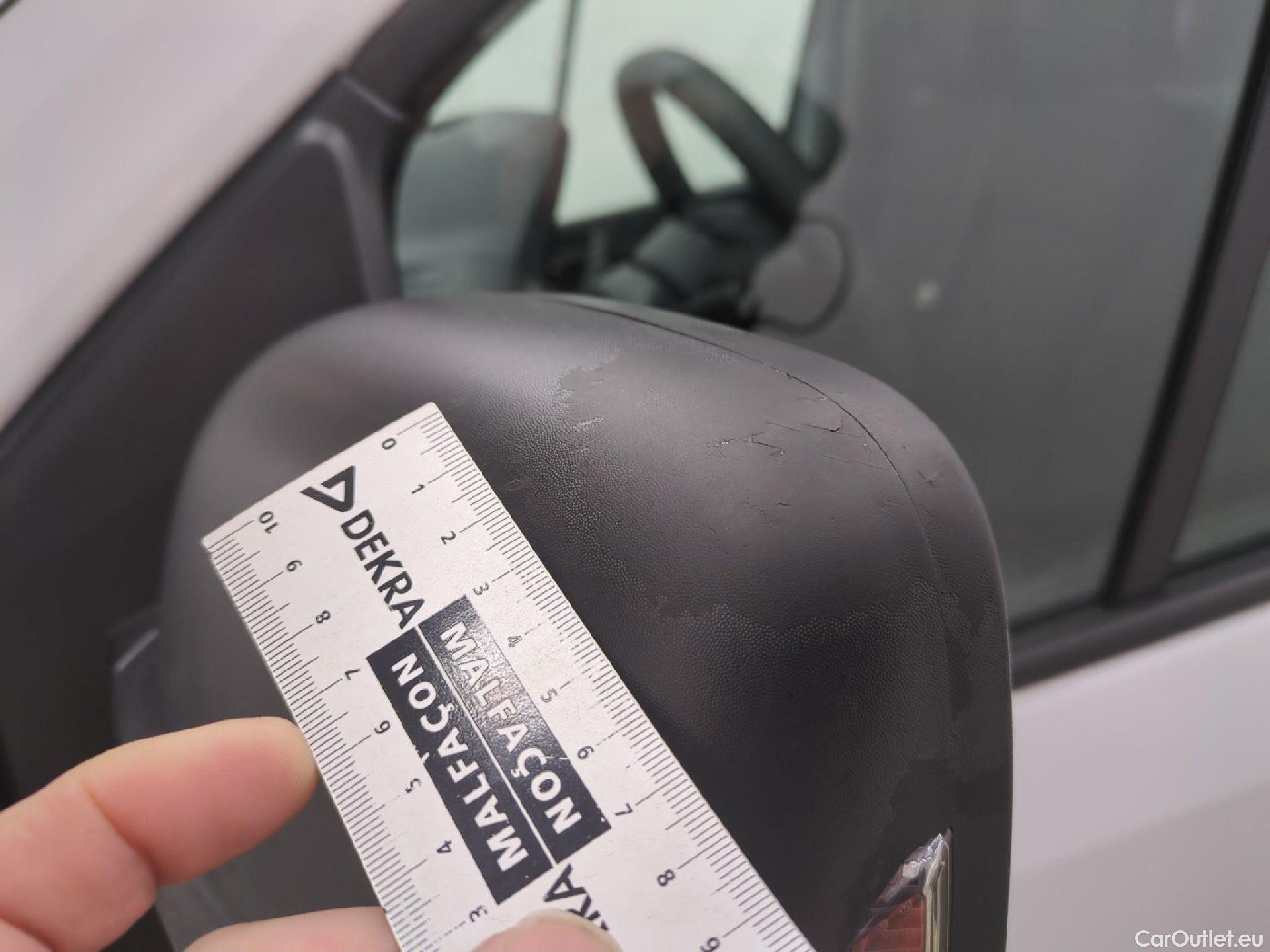  Renault  Trafic  III Fourgon L2H1 3T Confort 2.0 dCi 130CV BVM6 E6d #3