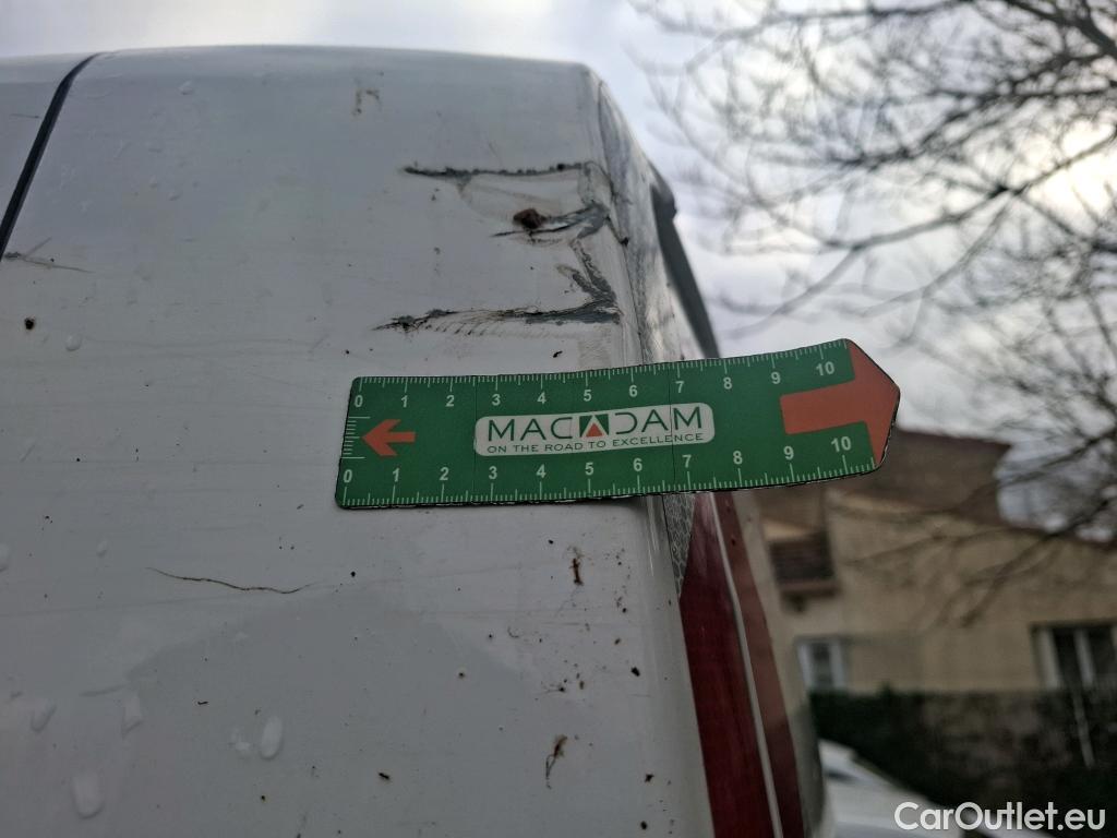  Volkswagen  Crafter VOLKSWAGEN  / 2017 / 4P / Fourgon tôlé 2.0 TDI 140 35 L4H3 Procab Business Line #37