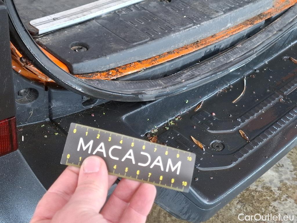  Volkswagen  Crafter  Fourgon Fourgon 35 mittlerer Radstand mit Hochdach FWD 2.0 #13