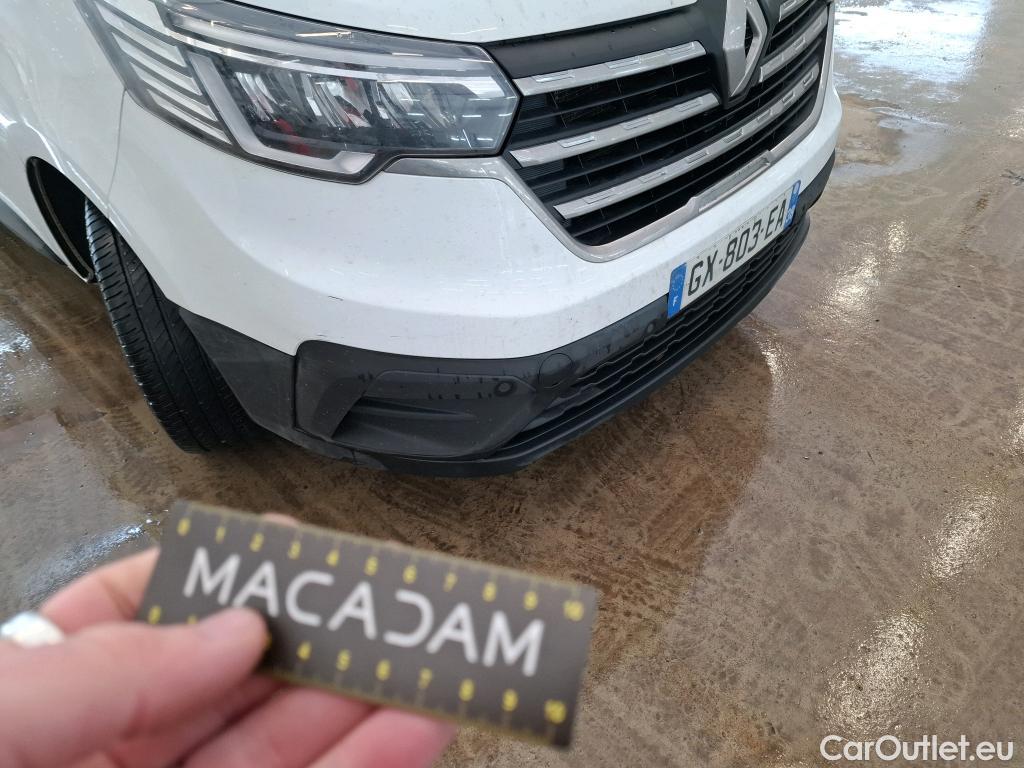  Renault  Trafic RENAULT  / 2021 / 4P / Fourgon tôlé FG GCF L1H1 2T8 Blue dCi 130 #15