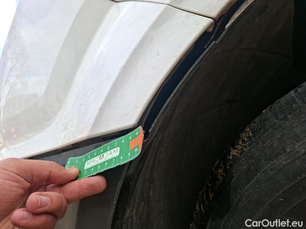  Volkswagen  Crafter VOLKSWAGEN  / 2017 / 4P / Fourgon tôlé 2.0 TDI 140 35 L4H3 Procab Business Line #77