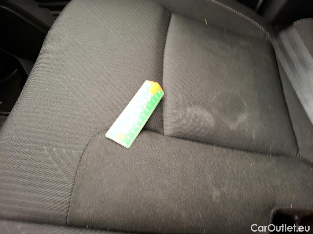  Renault  Trafic  III Fourgon L2H1 3T Grand Confort 2.0 dCi 130CV BVM6 E6d #7