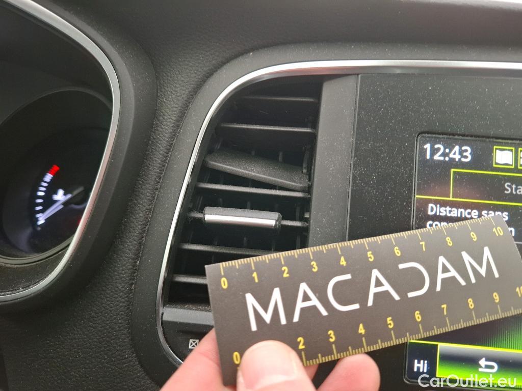  Renault  Megane  IV Berline 5pt. Société Air Nav 1.5 dCi 90CV BVM6 E6 #18