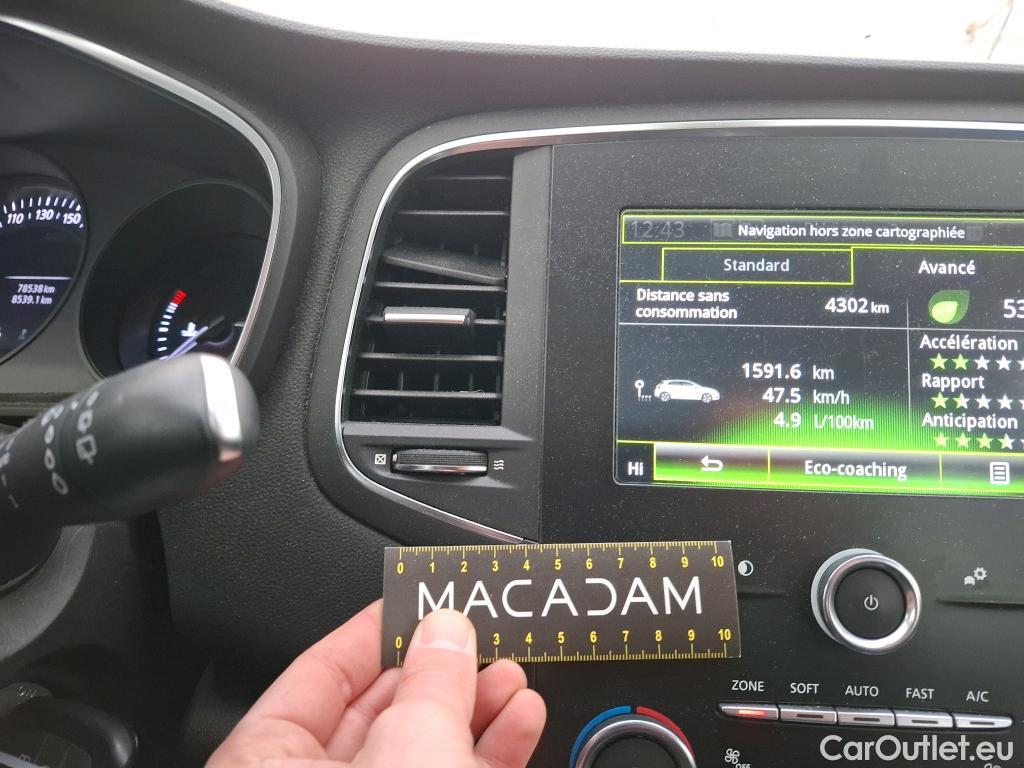  Renault  Megane  IV Berline 5pt. Société Air Nav 1.5 dCi 90CV BVM6 E6 #17