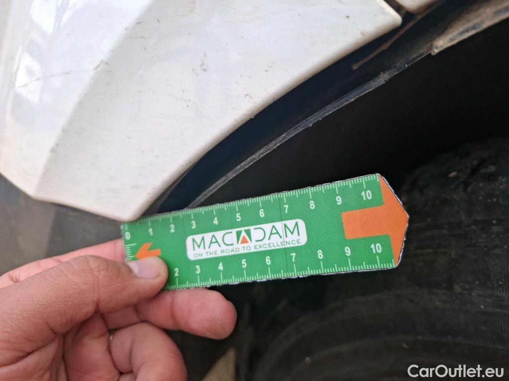  Volkswagen  Crafter VOLKSWAGEN  / 2017 / 4P / Fourgon tôlé 2.0 TDI 140 35 L4H3 Procab Business Line #81