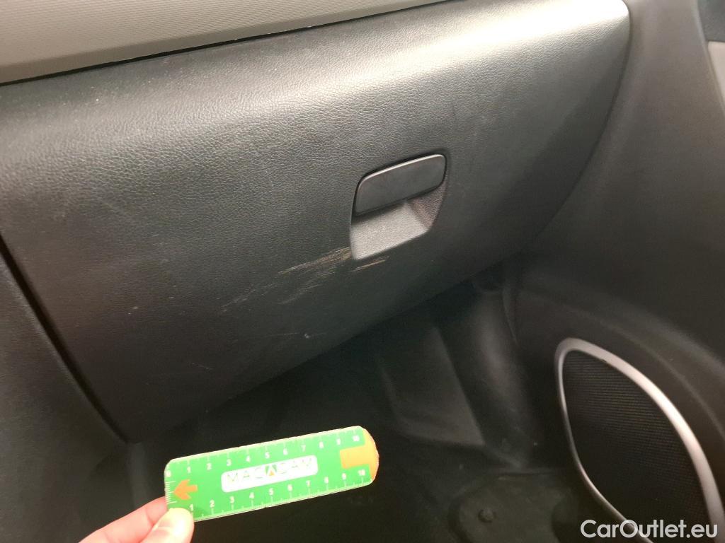  Renault  Trafic RENAULT  VU 4p Fourgon CA GCF L2H1 1200 dCi 120 E6 #4