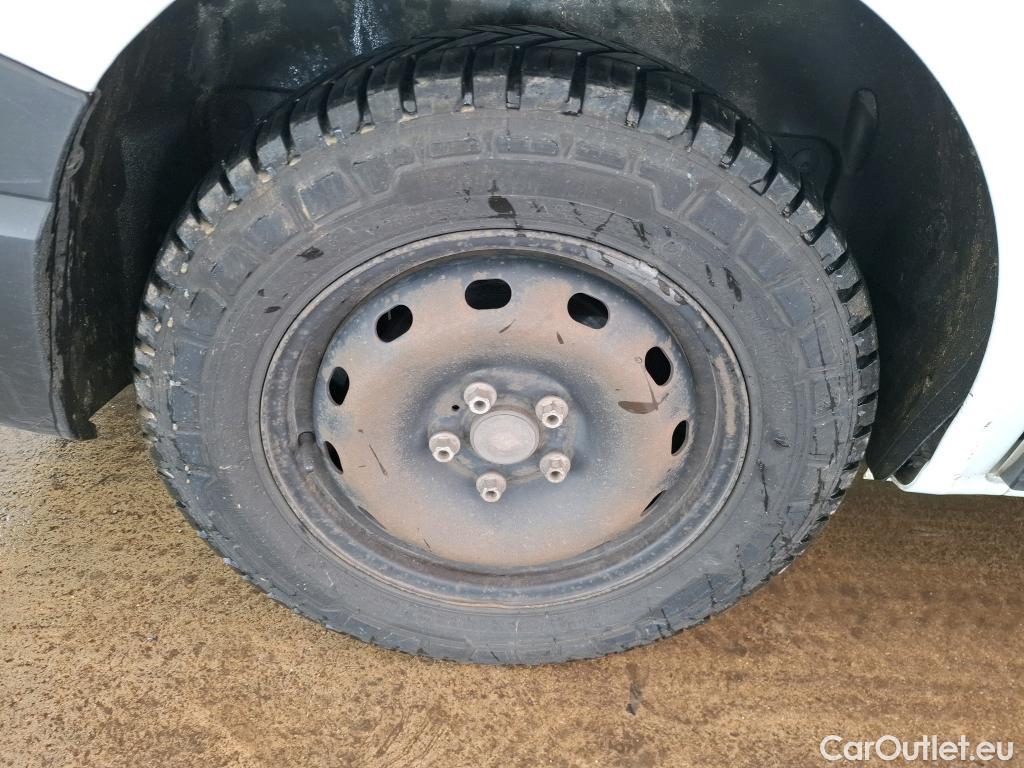  Renault  Trafic  Furgon Grand Confort L1H1 1200 1.6 dCi 125CV BVM6 E6 #48